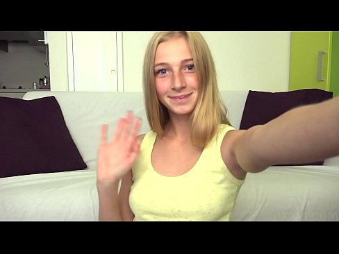 ❤️ Ko mi je dolgčas, lenobno masturbiram svojo rožnato pičko ️❌ Super pornič pri nas